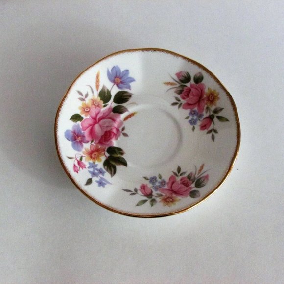 $5 Add-On Elizabethan Fine Bone China Saucer Hand Decorated Floral England - Picture 2 of 6